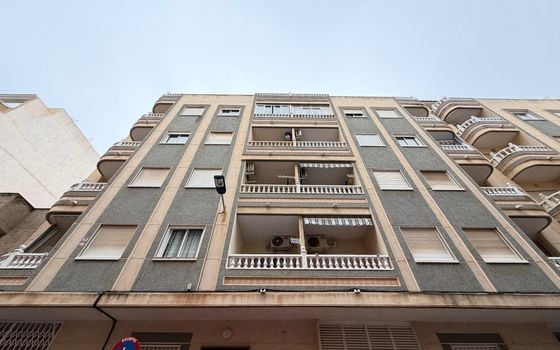 Appartement de 1 chambre à Torrevieja - AG151627 - Photo - 2