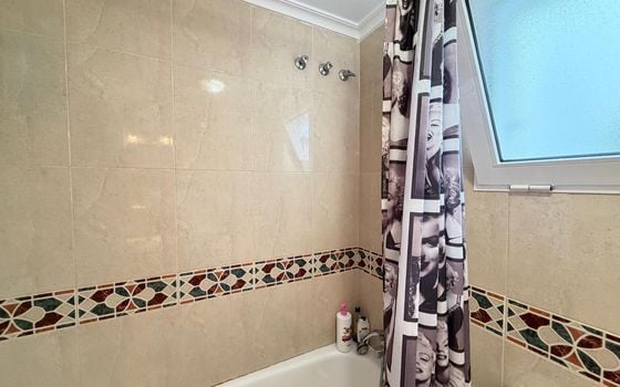 Appartement de 2 chambres à Torrevieja - AG151630 - Photo - Small - 19