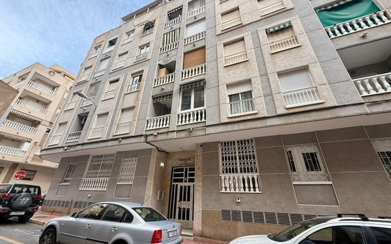 Appartement de 1 chambre à Torrevieja - AG151676 - Photo - 1