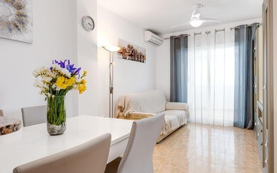 Appartement de 2 chambres à Torrevieja - AG151695 - Photo - Small - 7