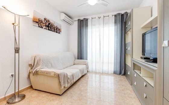 Appartement de 2 chambres à Torrevieja - AG151695 - Photo - 5