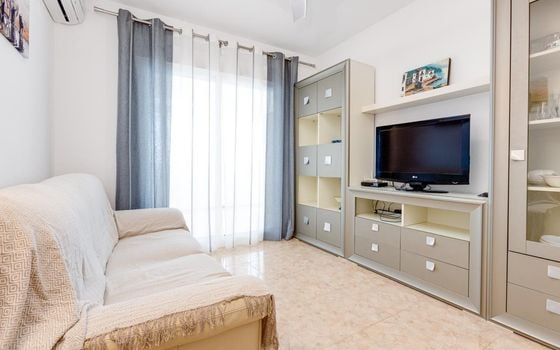 Appartement de 2 chambres à Torrevieja - AG151695 - Photo - 4
