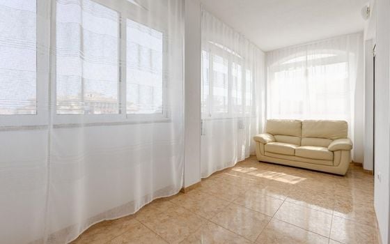 Appartement de 2 chambres à Torrevieja - AG151695 - Photo - Small - 22