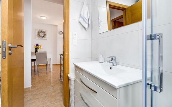 Appartement de 2 chambres à Torrevieja - AG151695 - Photo - Small - 19