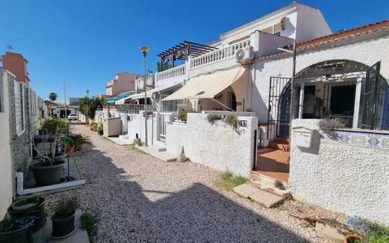 Adosado de 1 habitación en Torrevieja - AG151696 - Foto - 1