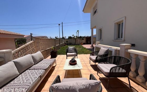 4 bedroom Villa in Alfaz del Pi - AG151736 - Photo - 4