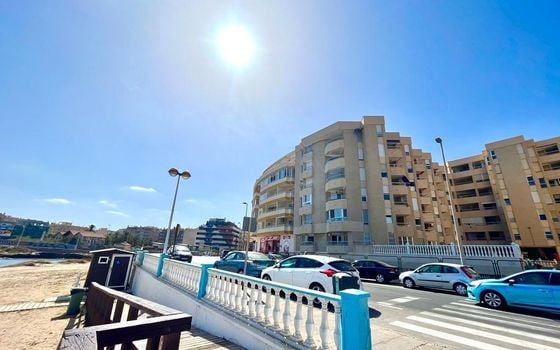 2 Schlafzimmer Penthouse-Wohnung in Torrevieja - AG151742 - Foto - Small - 23