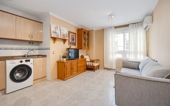 Appartement de 2 chambres à Torrevieja - AG151828 - Photo - Small - 9