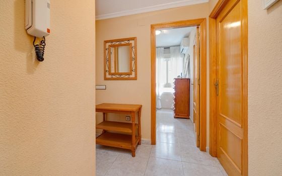 Appartement de 2 chambres à Torrevieja - AG151828 - Photo - Small - 21