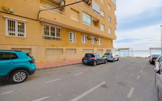 Appartement de 2 chambres à Torrevieja - AG151828 - Photo - Small - 26