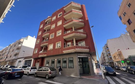 Penthouse de 2 chambres à Torrevieja - AG151886 - Photo - 1
