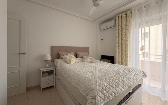 Appartement de 3 chambres à Torrevieja - AG151921 - Photo - Small - 11