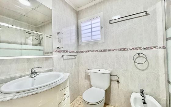2 bedroom Apartment in Torrevieja - AG151985 - Photo - Small - 15