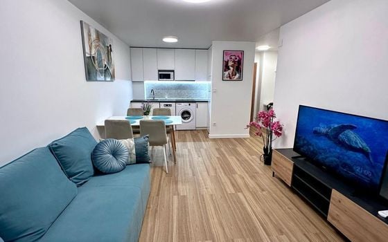 Apartamento de 2 habitaciones en Torrevieja - AG152032 - Foto - 3
