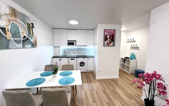 Apartamento de 2 habitaciones en Torrevieja - AG152032 - Foto - 4