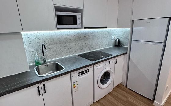 Apartamento de 2 habitaciones en Torrevieja - AG152032 - Foto - 5