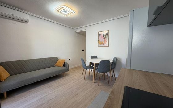Appartement de 2 chambres à Torrevieja - AG152040 - Photo - 2