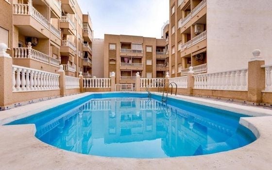Appartement de 2 chambres à Torrevieja - AG152044 - Photo - 1