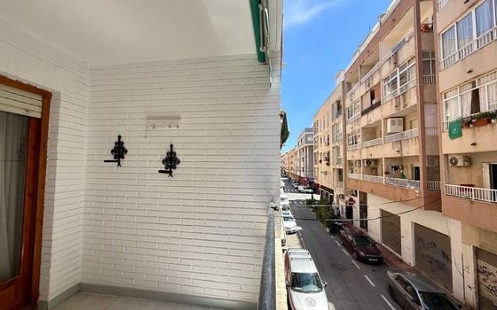 Appartement de 2 chambres à Torrevieja - AG152126 - Photo - Small - 21