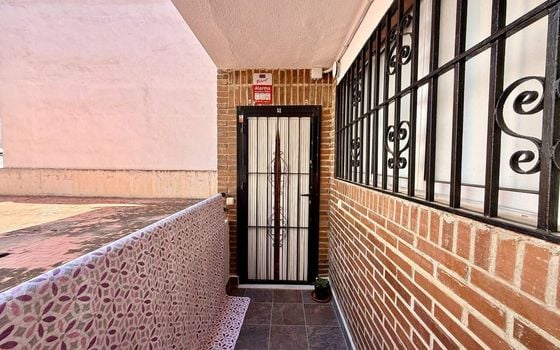 Appartement de 2 chambres à Torrevieja - AG152126 - Photo - Small - 23