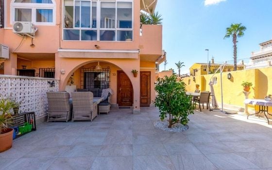 1 bedroom Bungalow in Torrevieja - AG152129 - Photo - 2
