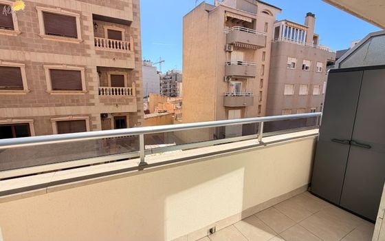 Appartement de 2 chambres à Torrevieja - AG152164 - Photo - Small - 17