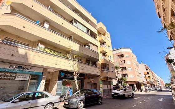Appartement de 2 chambres à Torrevieja - AG152164 - Photo - Small - 21