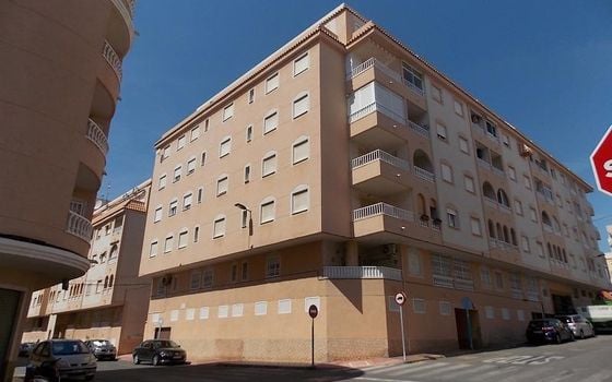Appartement de 2 chambres à Torrevieja - AG152200 - Photo - 1