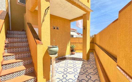 Bungalow de 2 chambres à Torrevieja - AG152243 - Photo - 1