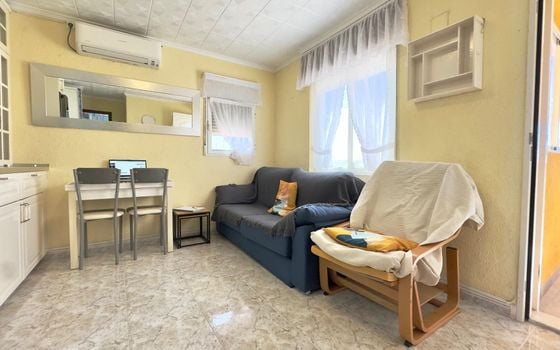 Bungalow de 2 chambres à Torrevieja - AG152243 - Photo - 3