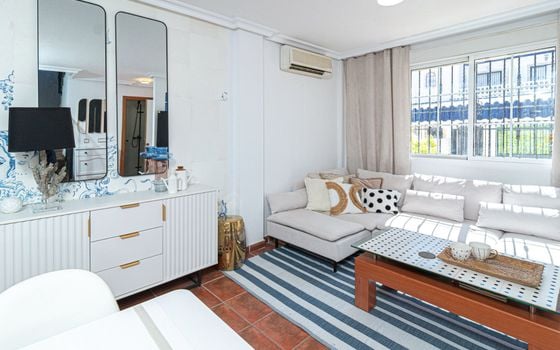 Villa de 3 chambres à Orihuela Costa - AG152277 - Photo - Small - 5
