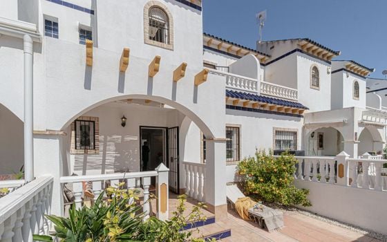 Villa de 3 chambres à Orihuela Costa - AG152277 - Photo - Small - 33