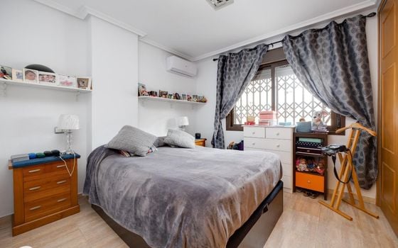 2 bedroom Apartment in Torrevieja - AG152294 - Photo - Small - 9