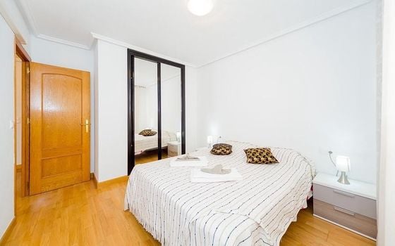 2 bedroom Apartment in Torrevieja - AG152510 - Photo - Small - 9