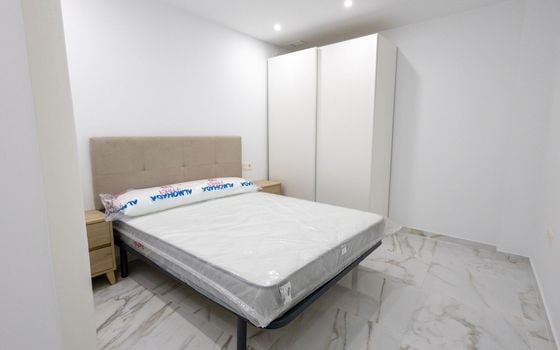 2 bedroom Apartment in Torrevieja - AG152525 - Photo - Small - 6