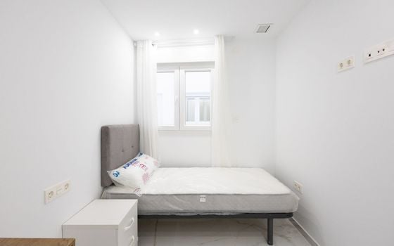 2 bedroom Apartment in Torrevieja - AG152525 - Photo - Small - 8