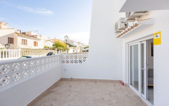 3 bedroom Villa in Torrevieja - AG152550 - Photo - 5