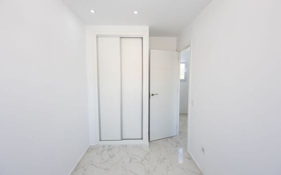 Vilă cu 3 dormitoare în Torrevieja - AG152550 - Imagini - Small - 18