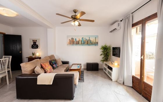Appartement de 3 chambres à Torrevieja - AG152555 - Photo - 1