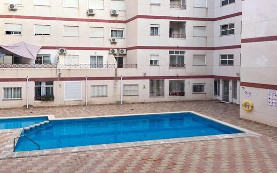 Appartement de 1 chambre à Torrevieja - AG152564 - Photo - 1