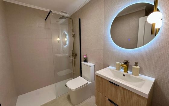 2 bedroom Apartment in Torrevieja - AG152598 - Photo - Small - 17