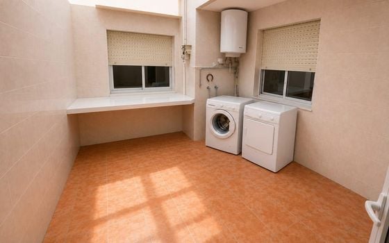 4 bedroom Apartment in Alicante - AG152661 - Photo - Small - 9