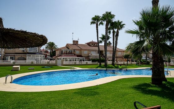 Bungalow de 2 chambres à Playa Flamenca - AG152674 - Photo - 1