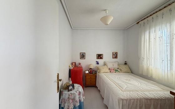 Bungalow de 2 chambres à Torrevieja - AG152686 - Photo - Small - 11