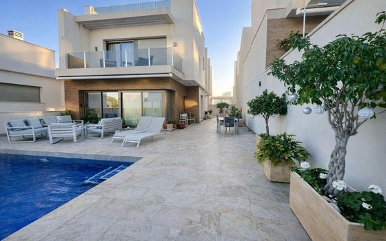 4 bedroom Villa in Villamartin - AG152702 - Photo - 1