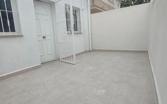 Villa de 2 chambres à Torrevieja - AG152772 - Photo - Small - 16