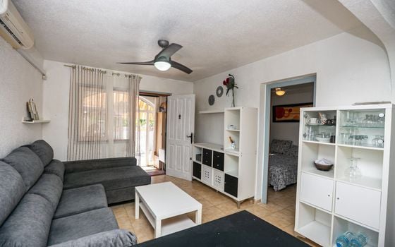 Bungalow de 1 chambre à Torrevieja - AG152843 - Photo - Small - 6