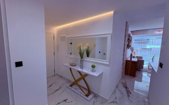 Appartement de 2 chambres à Torrevieja - AG152860 - Photo - Small - 16