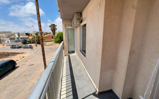 Appartement de 2 chambres à Torrevieja - AG152862 - Photo - Small - 14