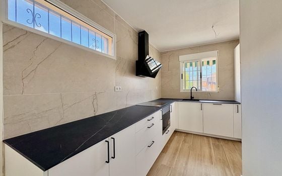 4 bedroom Villa in Torrevieja - AG152883 - Photo - Small - 7